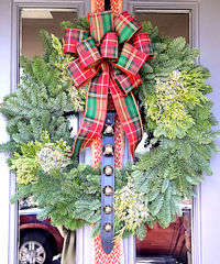 Wreath with bells
