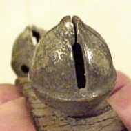 Double throat bell